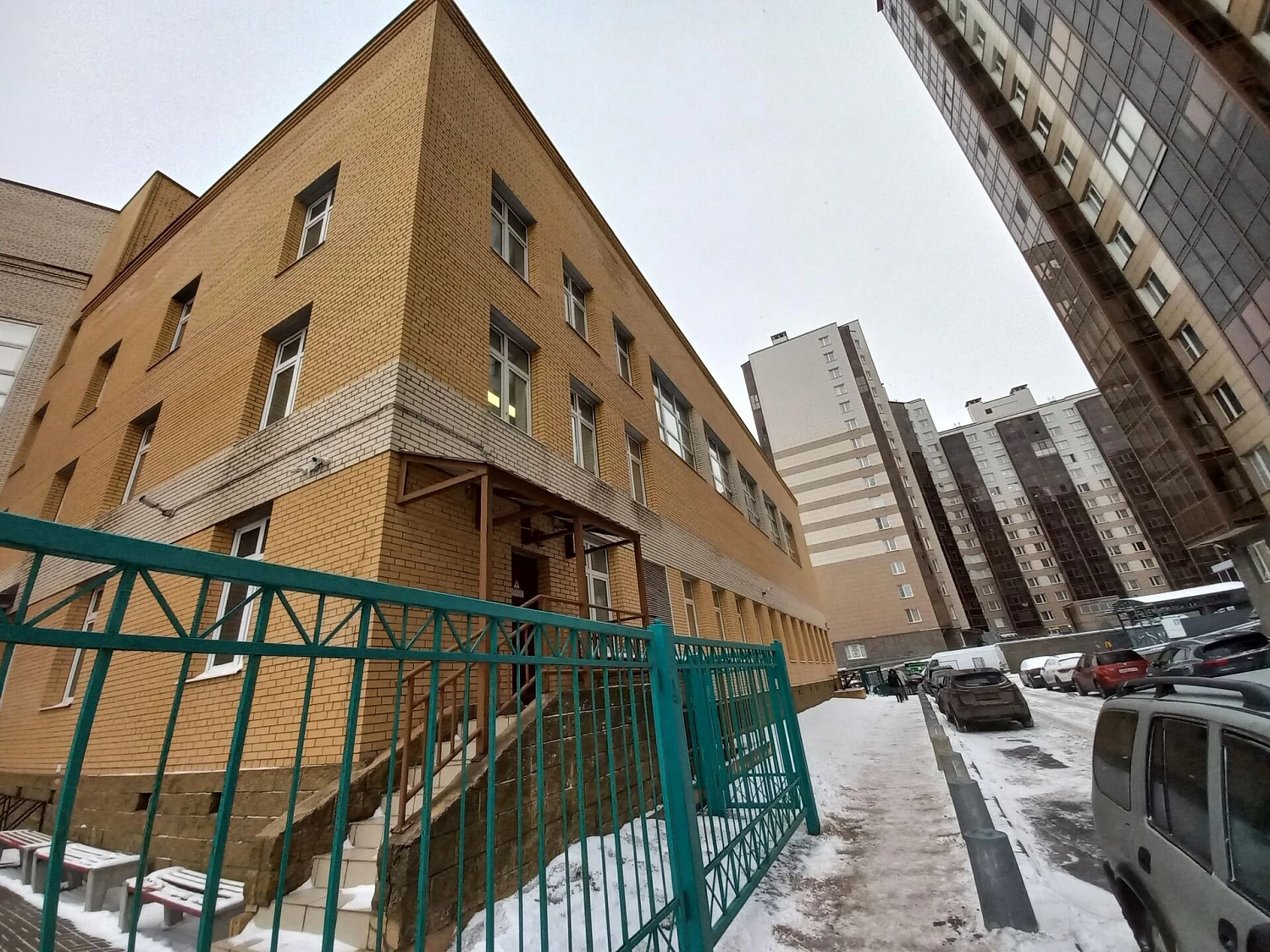 г.СПБ Гимназия 587 фасад 5