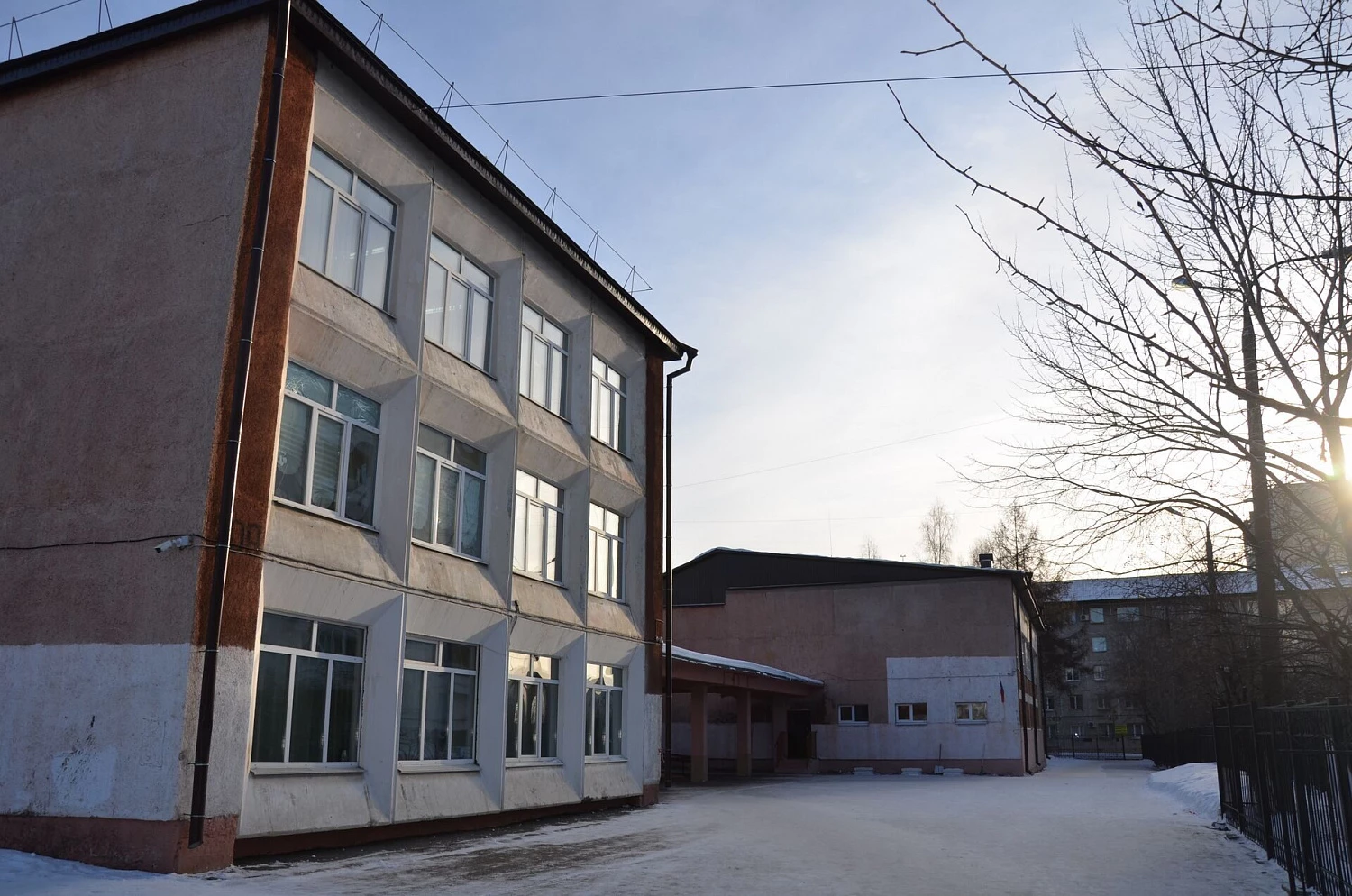 Иркутск СОШ 32. фасад.4